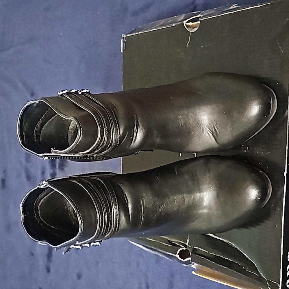 Womens ankle boots